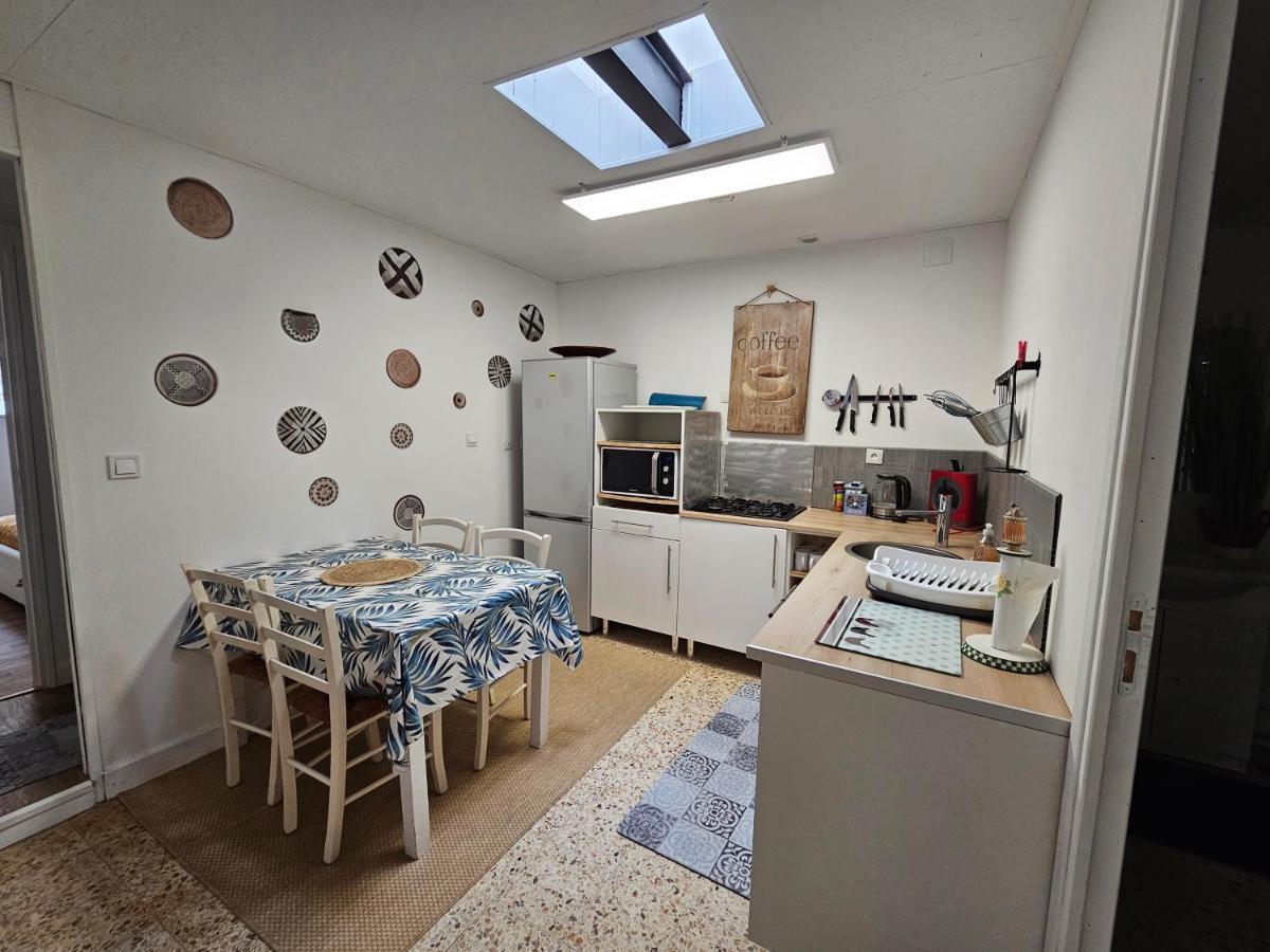 Maisonnette Marine Landeronde Екстер'єр фото